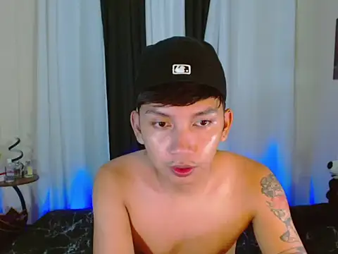 Snapshot of dylan_hardfucker chatting on July 2026 08:00:02 PM dylan hardfucker online show from July 2026 08:00:02 PM