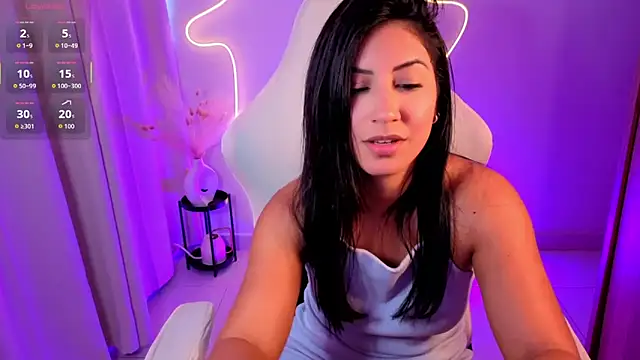 Snapshot of chloebum_ chatting on March 2026 02:13:01 PM chloebum online show from March 2026 02:13:01 PM