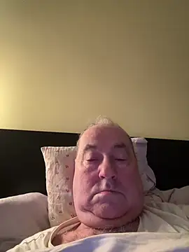 csikar online show from April 2026 04:02:02 AM