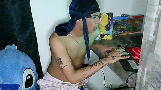 Snapshot of Glen_connor_11 chatting on December 2025 03:48:01 AM Glen connor 11 online show from December 2025 03:48:01 AM