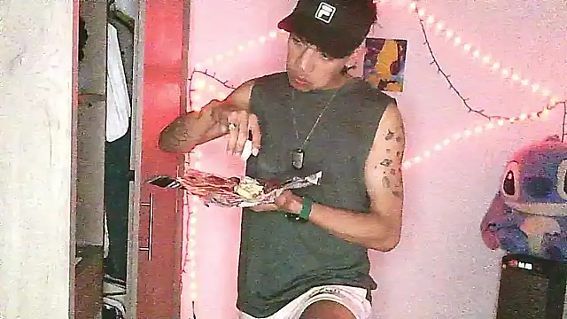 Snapshot of Glen_connor_11 chatting on January 2026 01:11:01 AM Glen connor 11 online show from January 2026 01:11:01 AM