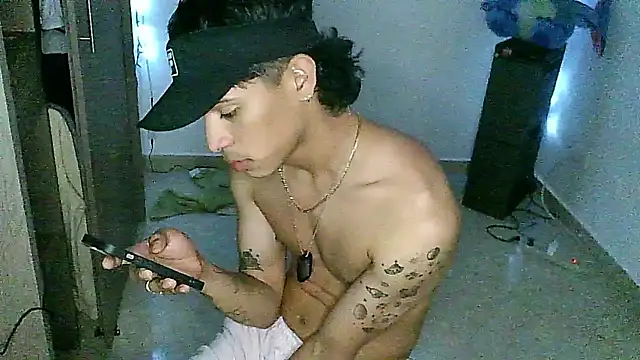 Snapshot of Glen_connor_11 chatting on January 2026 06:51:02 AM Glen connor 11 online show from January 2026 06:51:02 AM