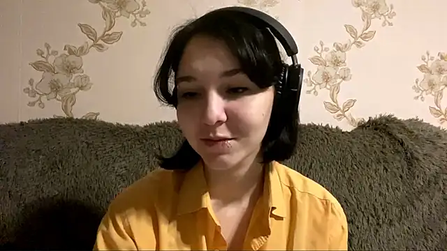 EmilyVeiro online show from December 2025 05:53:01 PM