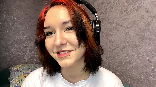 EmilyVeiro online show from February 2026 03:05:02 PM