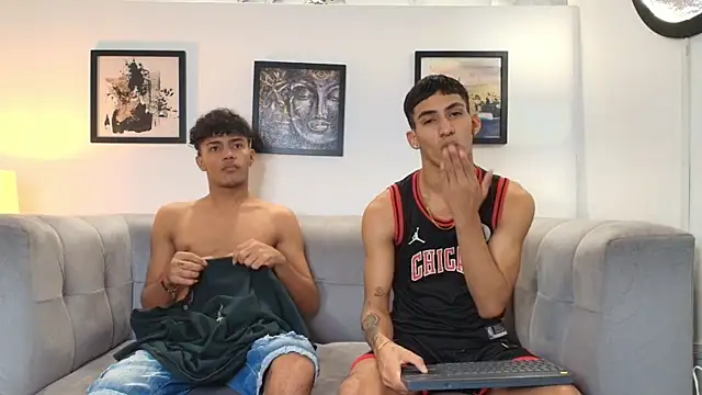 DIAMOND BLACKS online show from February 2026 07:24:02 AM