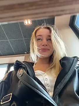 Snapshot of sssativa_more chatting on March 2026 02:50:01 AM sssativa more online show from March 2026 02:50:01 AM