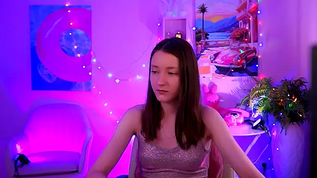 Snapshot of LuluPatterson chatting on December 2025 08:09:02 AM LuluPatterson online show from December 2025 08:09:02 AM