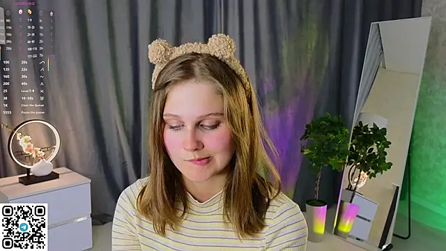 OpalEternis online show from May 2026 02:56:02 PM