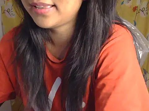 Snapshot of Cristina_love69 chatting on April 2026 06:19:01 AM Cristina love69 online show from April 2026 06:19:01 AM