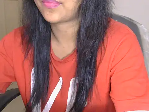 Snapshot of Cristina_love69 chatting on May 2026 11:04:01 AM Cristina love69 online show from May 2026 11:04:01 AM