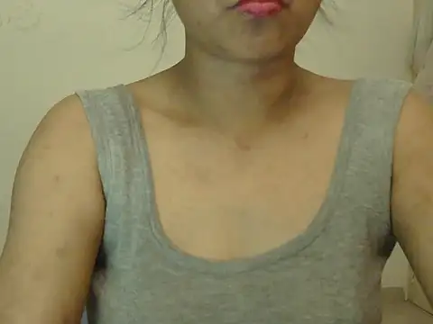 Snapshot of Cristina_love69 chatting on July 2026 09:21:01 PM Cristina love69 online show from July 2026 09:21:01 PM