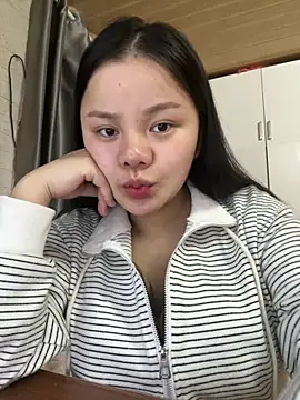 leo-kitty online show from February 2026 08:24:02 AM