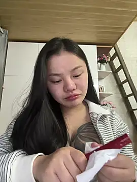 leo-kitty online show from March 2026 02:24:01 PM