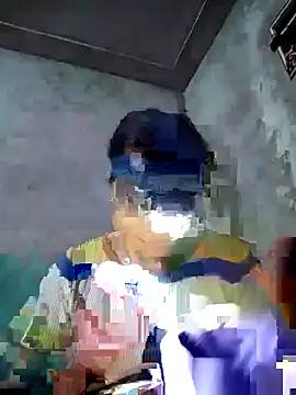 Snapshot of honey-kis chatting on December 2025 12:00:01 PM honey-kis online show from December 2025 12:00:01 PM