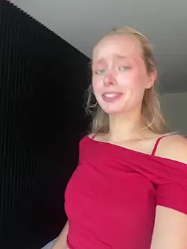 Snapshot of SunnyShiney chatting on March 2026 09:46:02 AM SunnyShiney online show from March 2026 09:46:02 AM