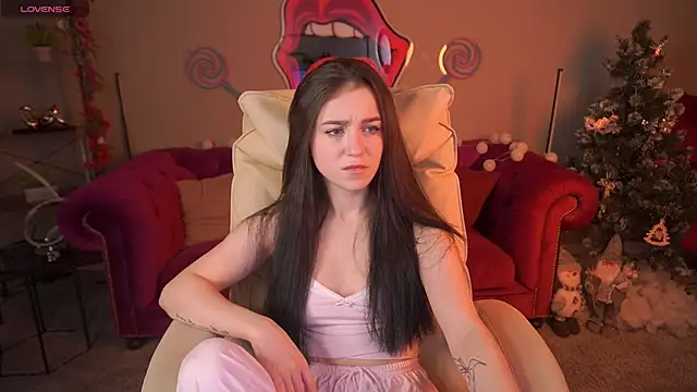 OliviaDesire online show from December 2025 09:43:02 PM