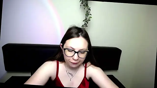 LiliaErmi online show from April 2026 06:17:02 AM