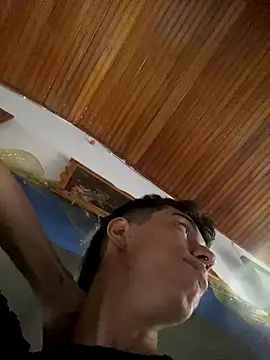 Juan Gomezz26 online show from January 2026 09:40:02 PM