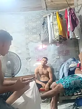 Snapshot of twobigscock23 chatting on April 2026 06:35:01 PM twobigscock23 online show from April 2026 06:35:01 PM