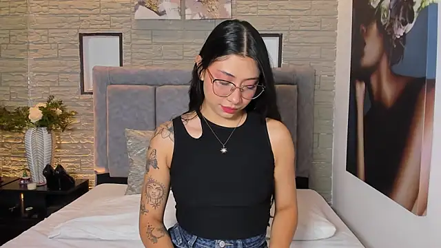 LanaRouse online show from January 2026 01:15:02 PM