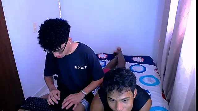 Snapshot of black_men9 chatting on January 2026 09:08:01 PM black men9 online show from January 2026 09:08:01 PM