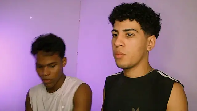 Snapshot of black_men9 chatting on February 2026 04:44:01 AM black men9 online show from February 2026 04:44:01 AM