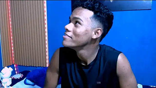 Snapshot of black_men9 chatting on February 2026 05:00:02 AM black men9 online show from February 2026 05:00:02 AM