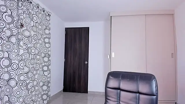 BabyMiaa  online show from February 2026 11:25:02 PM