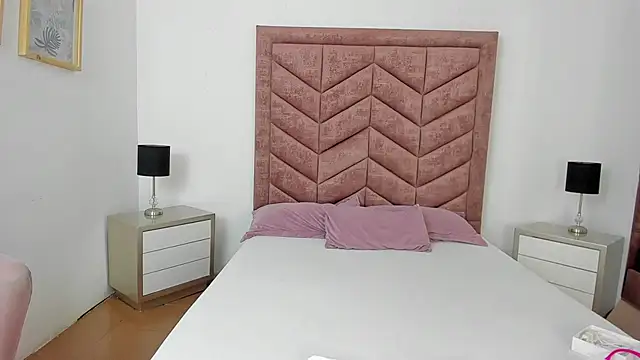 Scarlett  Noir online show from March 2026 09:20:02 PM