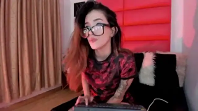 Oliviamonroex18 online show from February 2026 09:04:01 PM