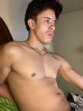 Snapshot of maxxcooper1 chatting on April 2026 07:30:02 AM maxxcooper1 online show from April 2026 07:30:02 AM