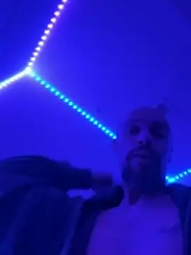 Snapshot of faces818 chatting on April 2026 02:14:01 AM faces818 online show from April 2026 02:14:01 AM