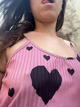 Snapshot of YourSlutQueen chatting on July 2026 04:36:01 AM YourSlutQueen online show from July 2026 04:36:01 AM