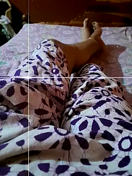 Snapshot of saxy_bhabi_2002 chatting on April 2026 12:43:02 PM saxy bhabi 2002 online show from April 2026 12:43:02 PM