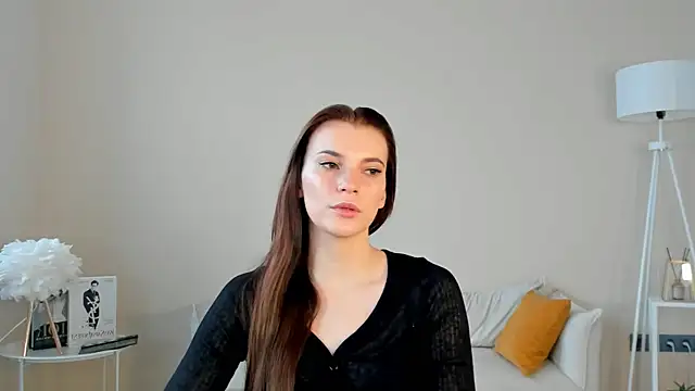 Snapshot of VivienReza chatting on December 2025 07:04:02 AM VivienReza online show from December 2025 07:04:02 AM