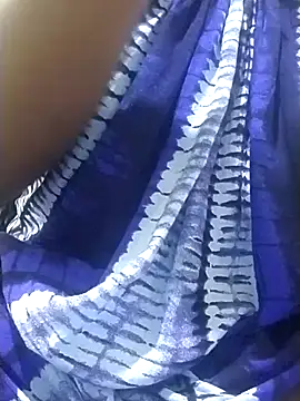 Snapshot of sweetblack_puss chatting on April 2026 04:08:01 PM sweetblack puss online show from April 2026 04:08:01 PM