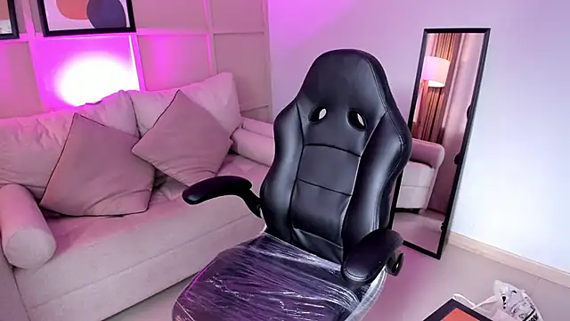 Snapshot of Meivis__ chatting on January 2026 12:42:02 PM Meivis online show from January 2026 12:42:02 PM