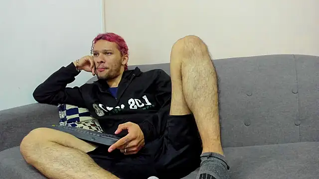 TAYSON SCOTT online show from January 2026 01:16:02 PM