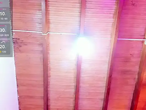 Snapshot of Kittymoretti chatting on April 2026 09:37:02 PM Kittymoretti online show from April 2026 09:37:02 PM