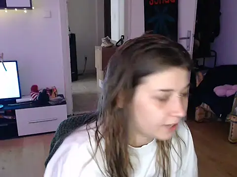 Snapshot of AlienforTwenty chatting on December 2025 01:16:02 PM AlienforTwenty online show from December 2025 01:16:02 PM