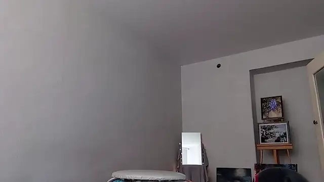 Snapshot of Alice_newhome chatting on March 2026 09:47:01 AM Alice newhome online show from March 2026 09:47:01 AM