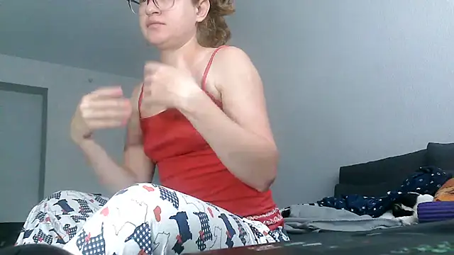 Snapshot of Alice_newhome chatting on June 2026 08:20:01 AM Alice newhome online show from June 2026 08:20:01 AM