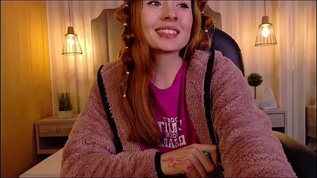 danielamilles online show from February 2026 03:22:01 AM