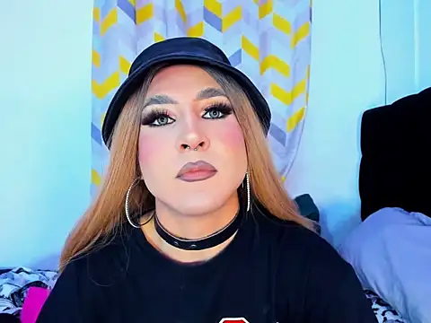 Snapshot of georgiina_giio chatting on March 2026 08:32:02 AM georgiina giio online show from March 2026 08:32:02 AM