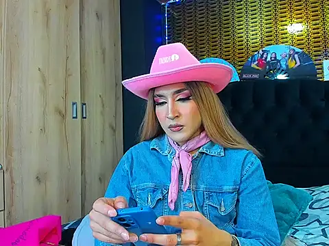 Snapshot of georgiina_giio chatting on April 2026 07:36:01 AM georgiina giio online show from April 2026 07:36:01 AM