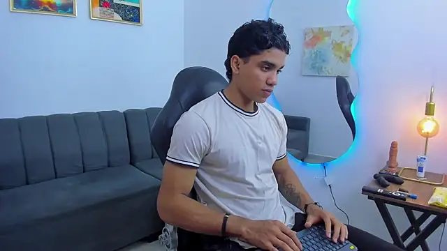 Dustyn Michelle1 online show from February 2026 07:51:01 PM