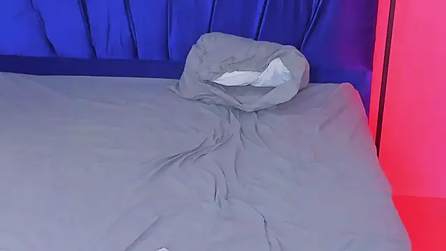 Dustyn Michelle1 online show from February 2026 06:28:01 PM