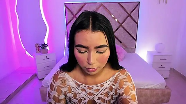 Snapshot of queenie_staar chatting on March 2026 08:36:01 PM queenie staar online show from March 2026 08:36:01 PM