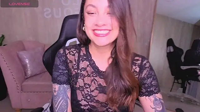 Snapshot of Aria95_a chatting on April 2026 07:32:01 PM Aria95 a online show from April 2026 07:32:01 PM