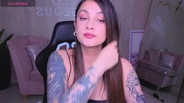 Snapshot of Aria95_a chatting on April 2026 08:12:02 PM Aria95 a online show from April 2026 08:12:02 PM